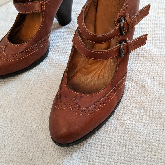 Born leather heals - Picture 9 of 11
